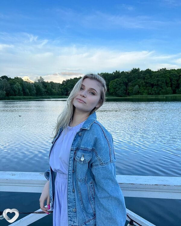 Анна, 23, Луганске — анкета №845204