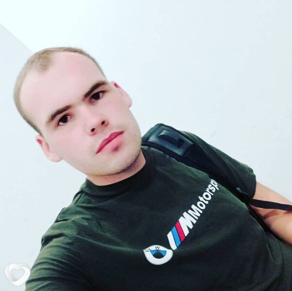 Илья, 26, Москве — анкета №1307161