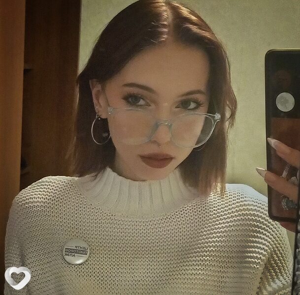 Анжелика, 21, Барнауле — анкета №846300