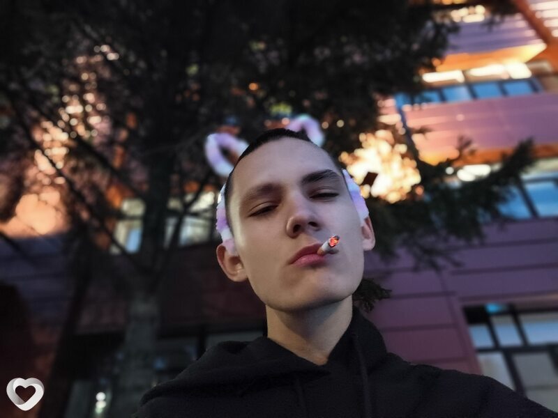 Глеб, 21, Барнауле — анкета №846667