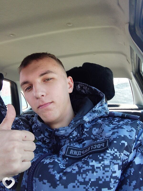Олег, 23, Москве — анкета №847362