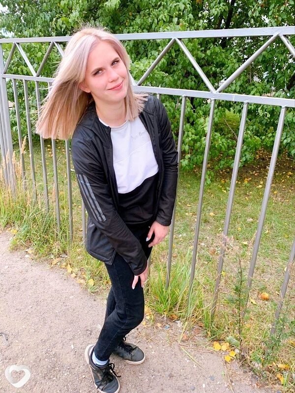Виктория, 21, Ярославле — анкета №848478