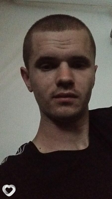 Анатолий, 26, Донецк (Ростовская Обл.) — анкета №848870
