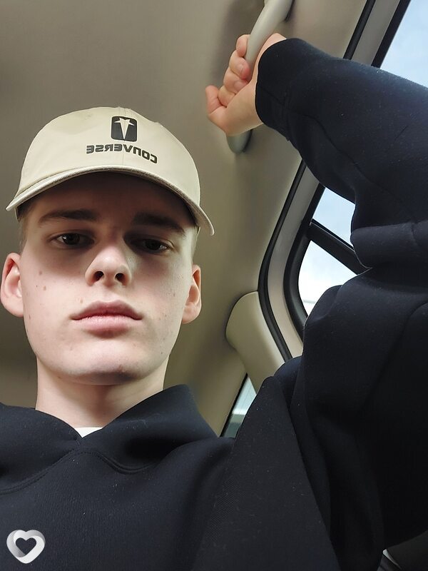 Кирилл, 23, Санкт-Петербурге — анкета №848754