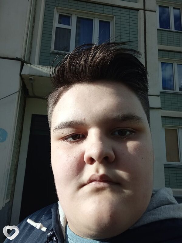 Денис, 22, Москве — анкета №849302