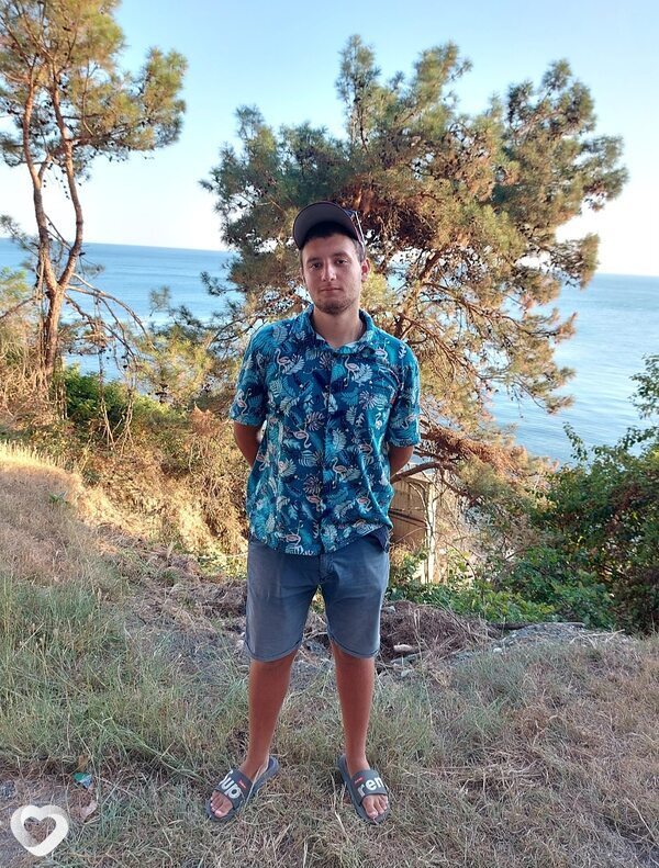 Дмитрий, 21, Новочеркасске — анкета №849600