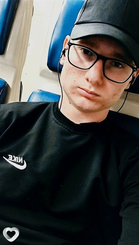 Александр, 21, Москве — анкета №849618