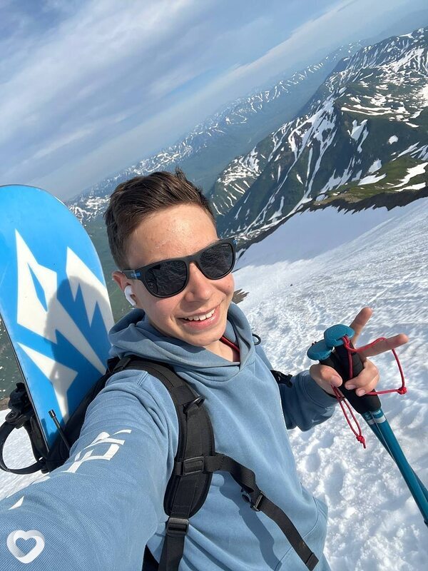 Артём, 25, Дальнегорске — анкета №849693