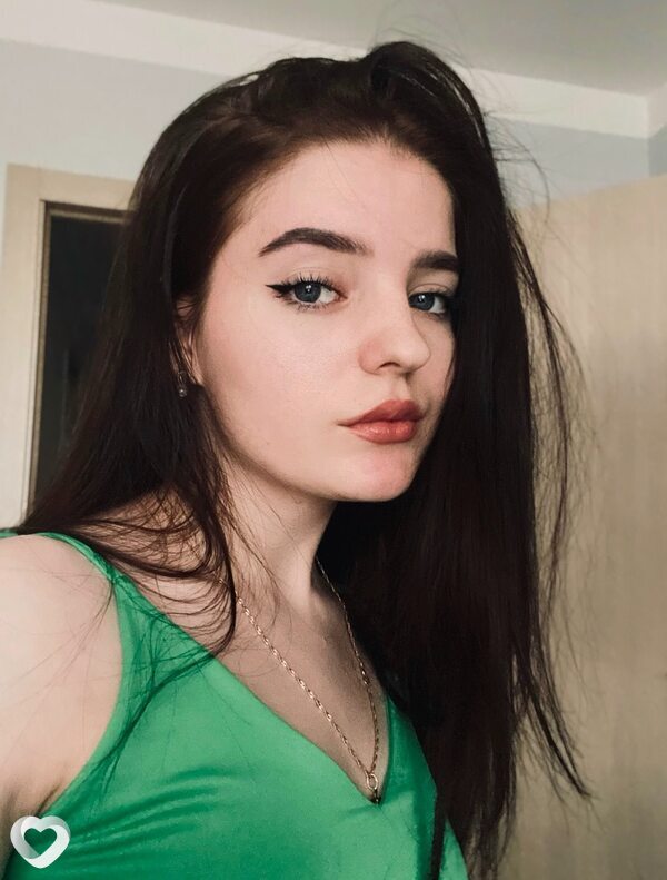 Алина, 21, Москве — анкета №850372