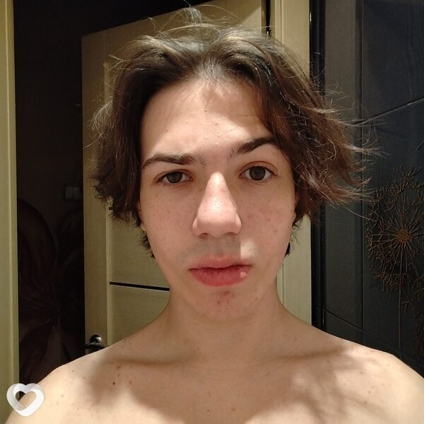 Максим, 21, Москве — анкета №850618
