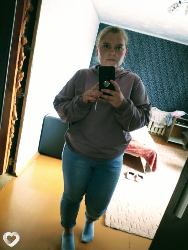 Альбина, 25, Канске — анкета №851698