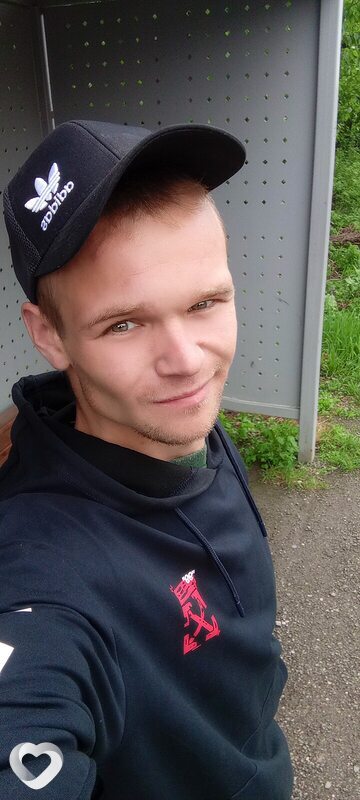 Денис, 28, Серове — анкета №851920