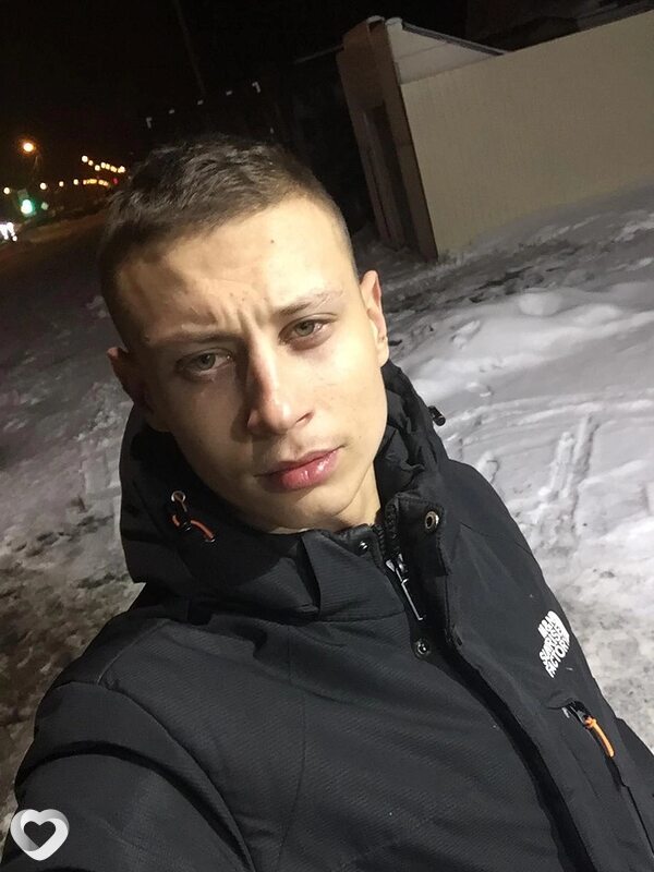 Александр, 22, Москве — анкета №852195