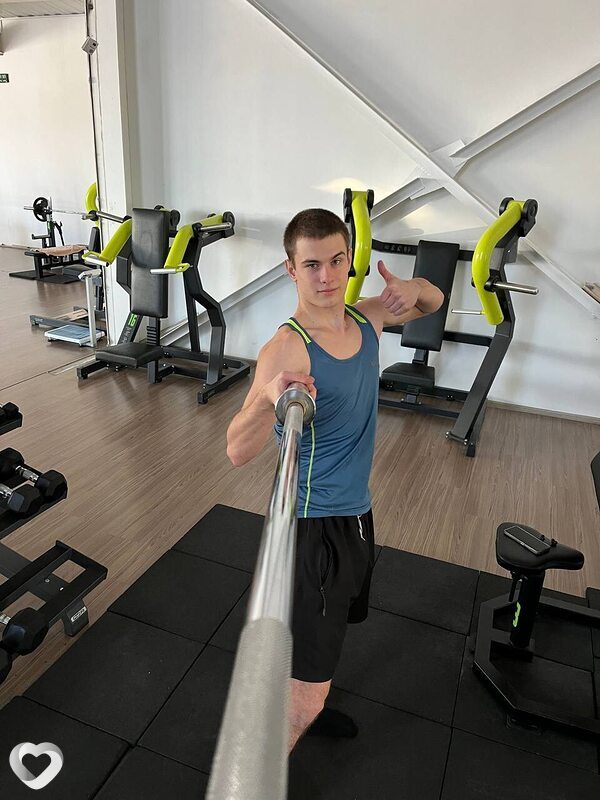 Дядя Миша, 21, Москве — анкета №852156