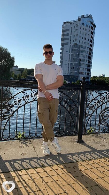 Иван, 24, Калининграде — анкета №853611