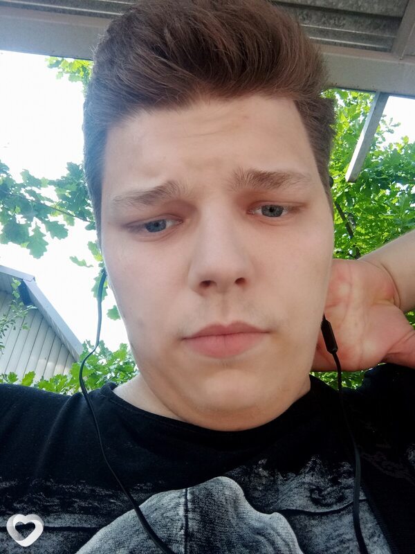 Денис, 21, Томске — анкета №854172