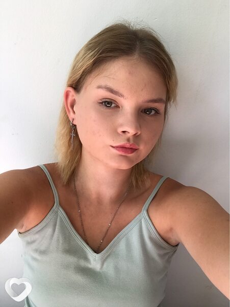 Яна, 23, Екатеринбурге — анкета №855310