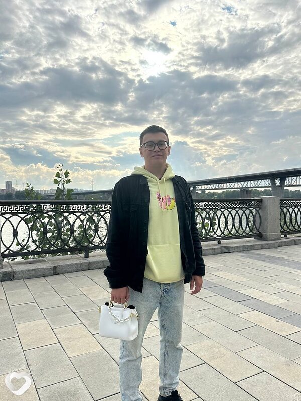 Антон, 25, Москве — анкета №855226