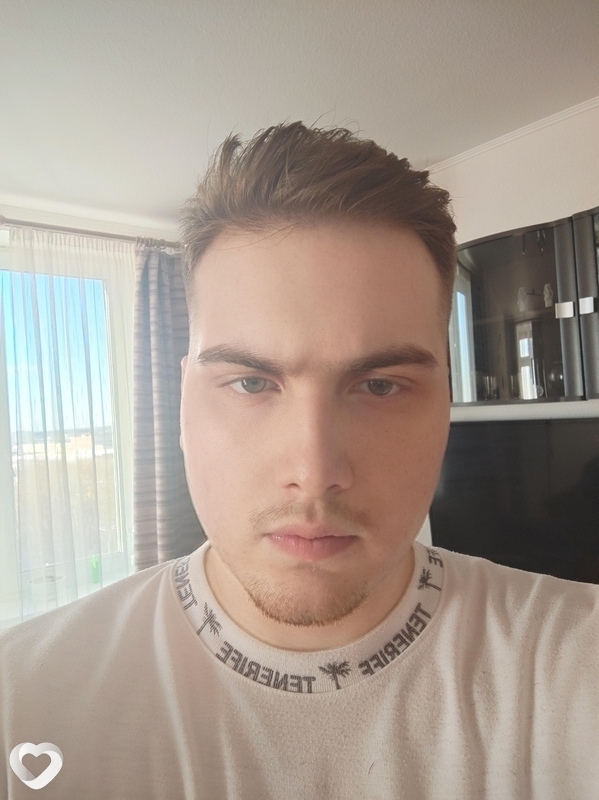 Виктор, 28, Екатеринбурге — анкета №855602