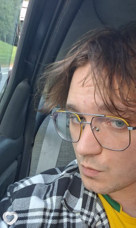 Yegor, 21, Логойске — анкета №856215