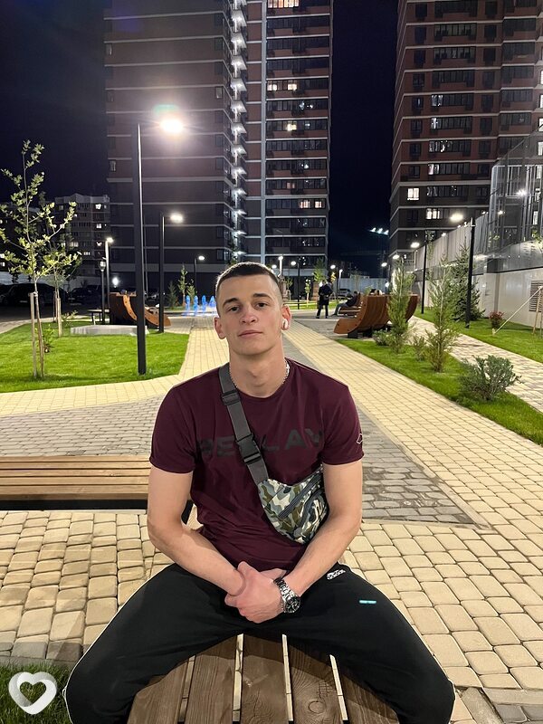 Иван, 24, Краснодаре — анкета №856731
