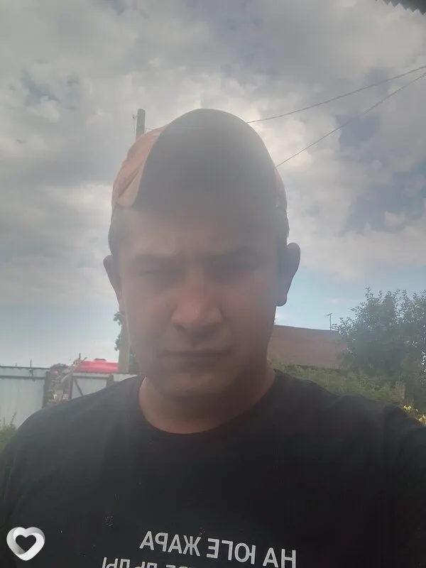 Анатолий, 31, Бийске — анкета №856819