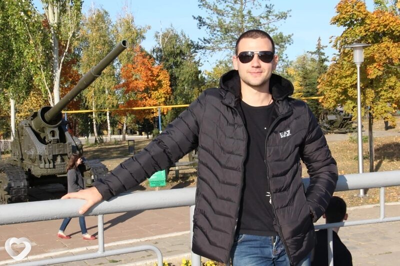 Олег, 30, Саратове — анкета №857840