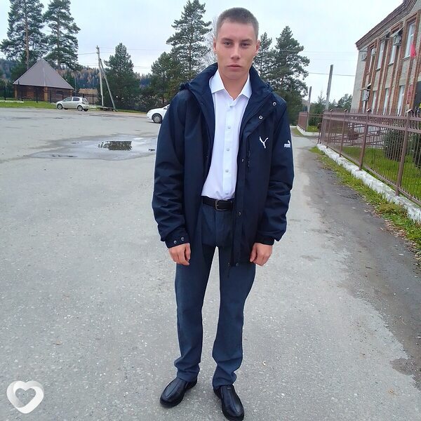 Михаил, 24, Москве — анкета №858017