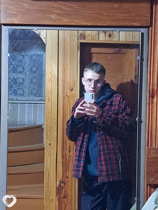 Дмитрий, 21, Минске — анкета №858517