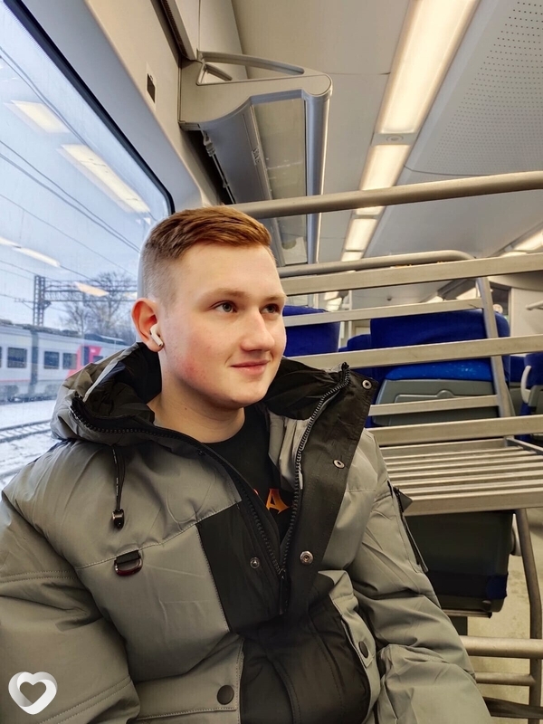 Русик, 23, Москве — анкета №858579