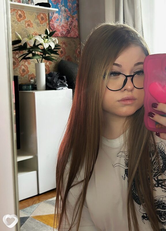 Арина, 21, Новосибирске — анкета №860098