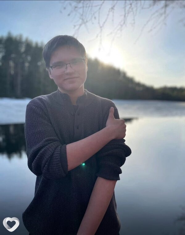 Артем, 23, Санкт-Петербурге — анкета №860323