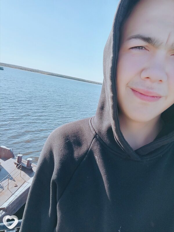 Дмитрий, 22, Омске — анкета №860686