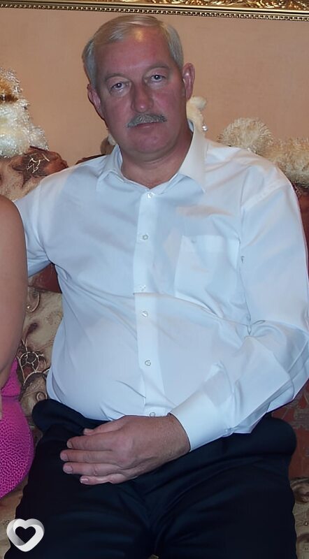 Виктор, Аксай