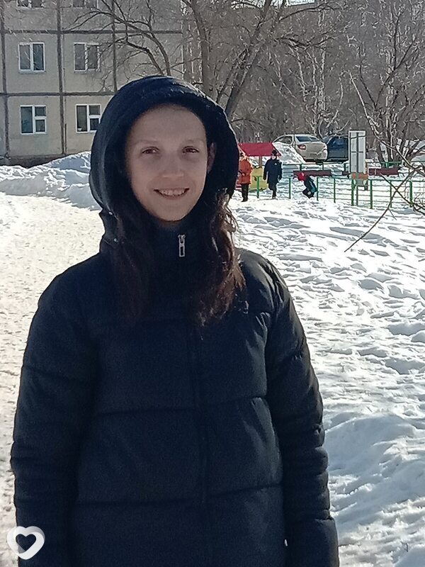 Екатерина, 25, Добрянке — анкета №860994