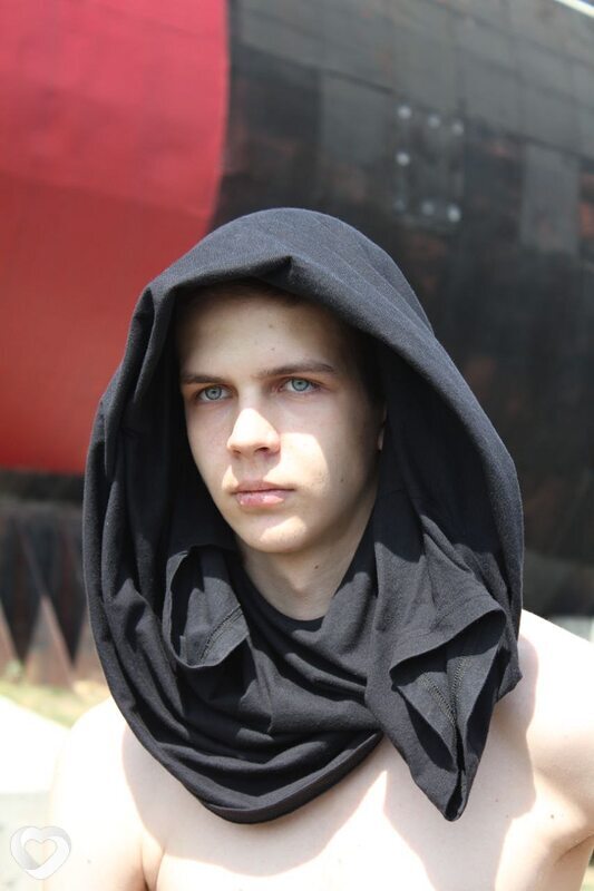 Андрей, 21, Красногорске — анкета №861581