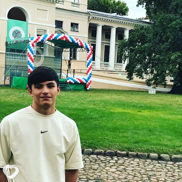 Нодирбек, 20, Москве — анкета №861632