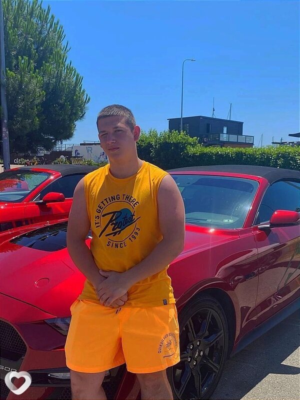 Максим, 21, Туле — анкета №862471
