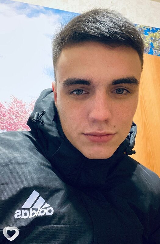 Максим, 23, Москве — анкета №862737