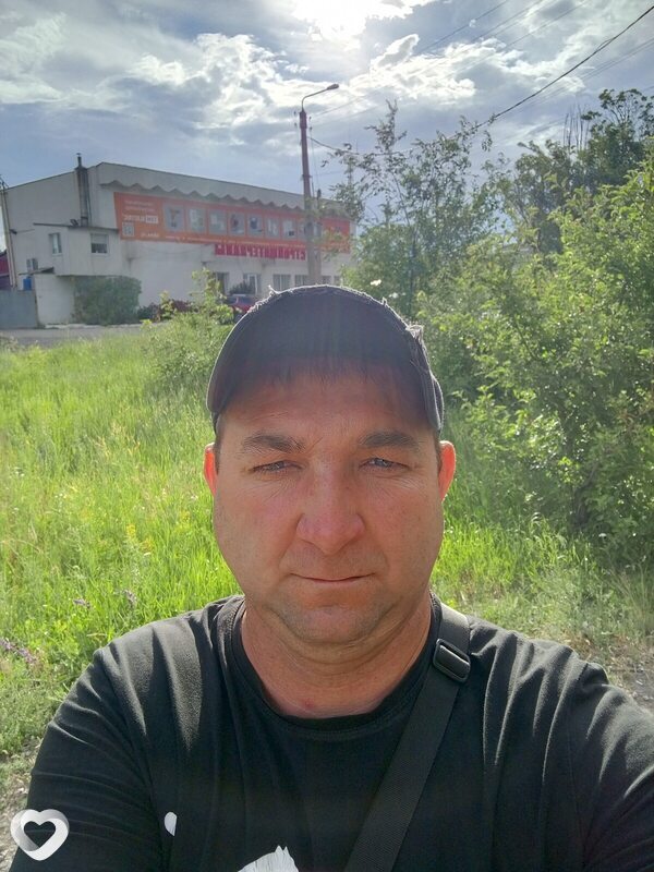 Виталя, 39, Ровеньках — анкета №863247
