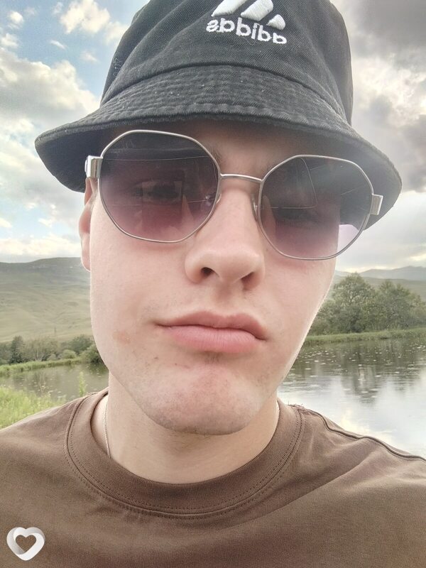 Владимир, 21, Санкт-Петербурге — анкета №864564