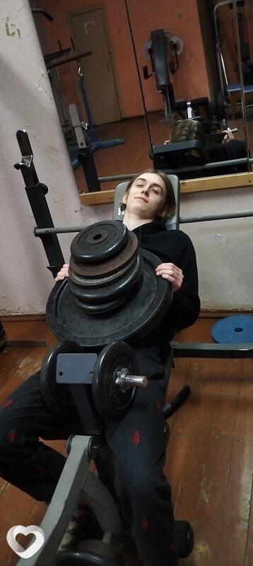 Глеб, 21, Москве — анкета №864636