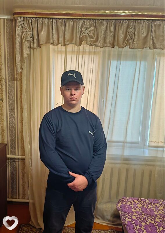 Денис, 23, Барановичах — анкета №865252