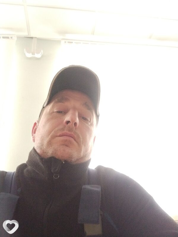Oleg, 40, Мирный (Якутия) — анкета №865352