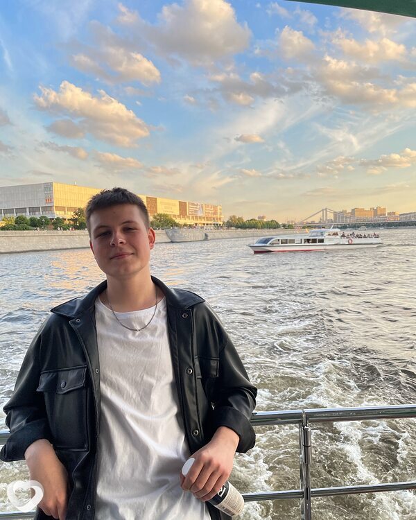 Влад, 24, Москве — анкета №865578
