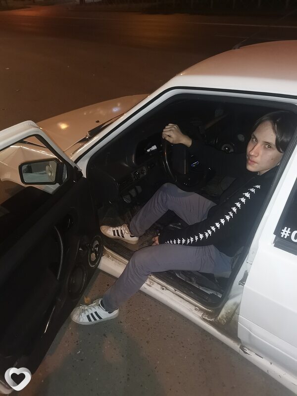 Владимир, 21, Москве — анкета №867308