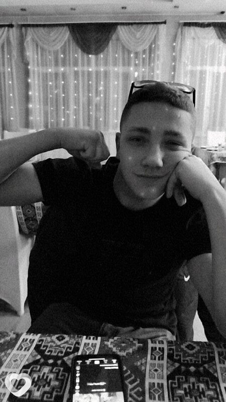 Денис, 25, Новолукомле — анкета №867585
