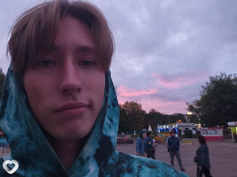 Илья, 21, Москве — анкета №868319