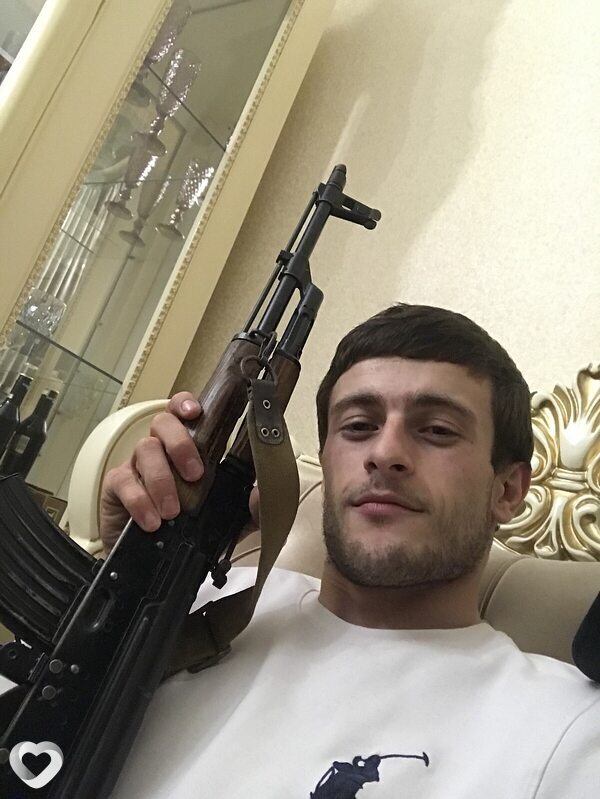 Amir, Гудаута