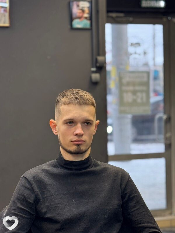 Максим, 25, Барнауле — анкета №868475